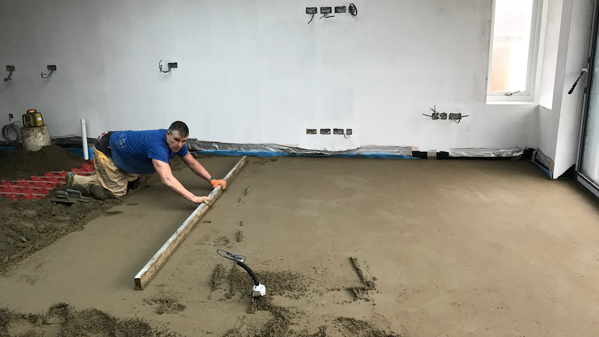 M.jakes plastering rendering and Floorscreeding — Photos 14